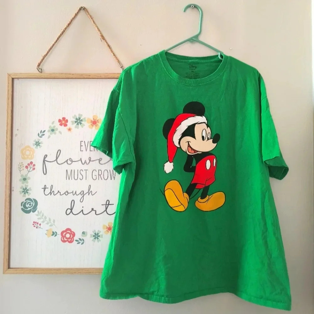Green red white black Christmas Disney Mickey Mouse t-shirt holiday festive gift